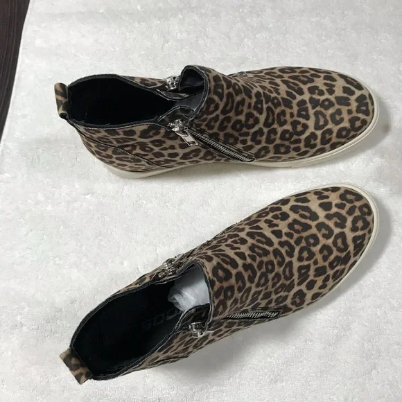 NEW IN BOX Soda Zip Platform Leopard Shoes - Picture 4 of 10